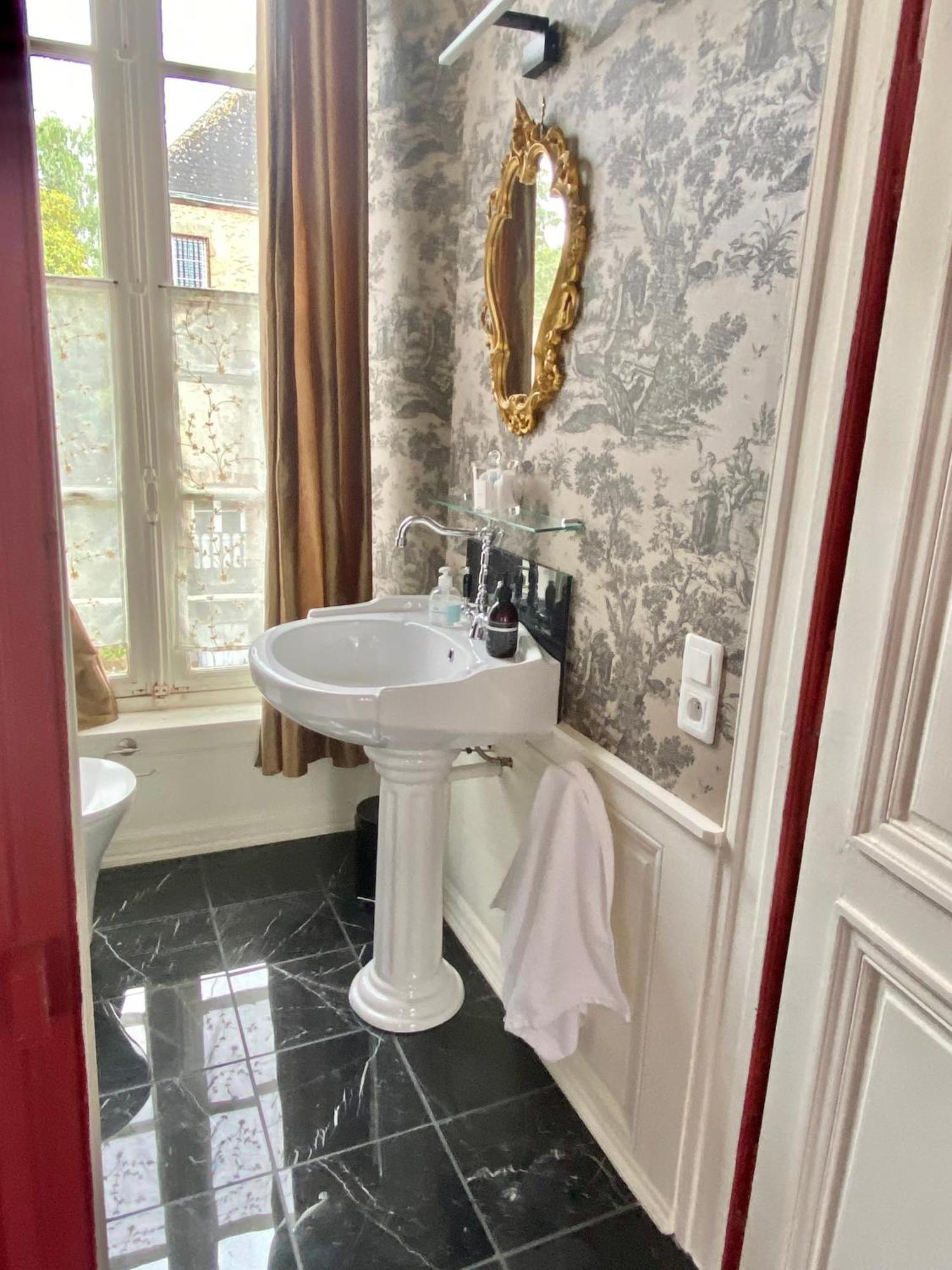 L'Hotel De Herce Chambre D'Hote 마옌 외부 사진